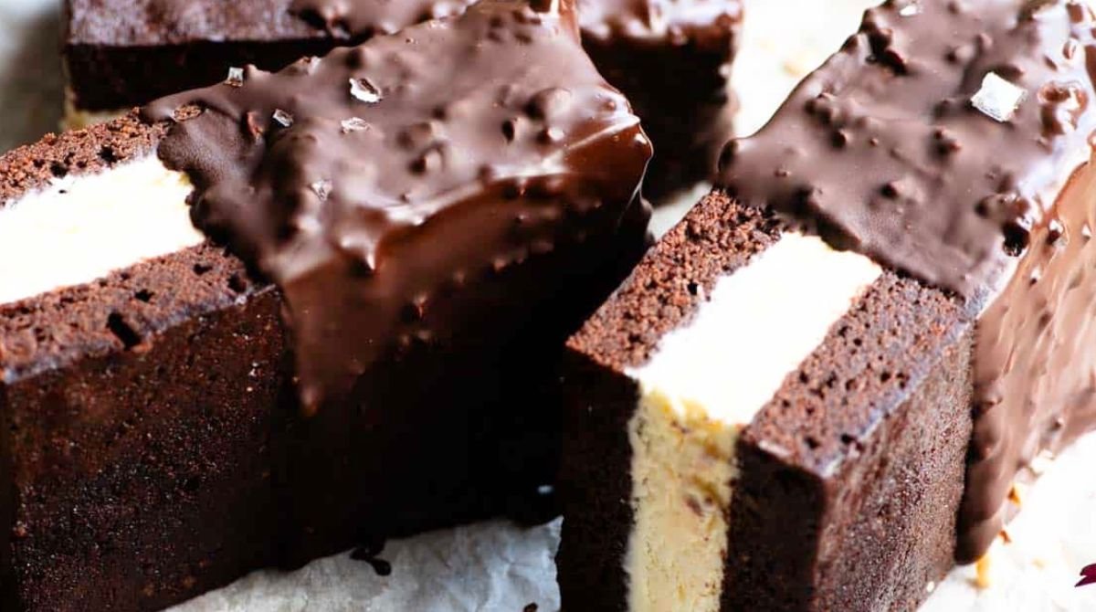 Gelato biscotto fatto in casa: il “segreto” dell’estate italiana che sembra da bar, ma lo fai con una teglia e 15 minuti di forno